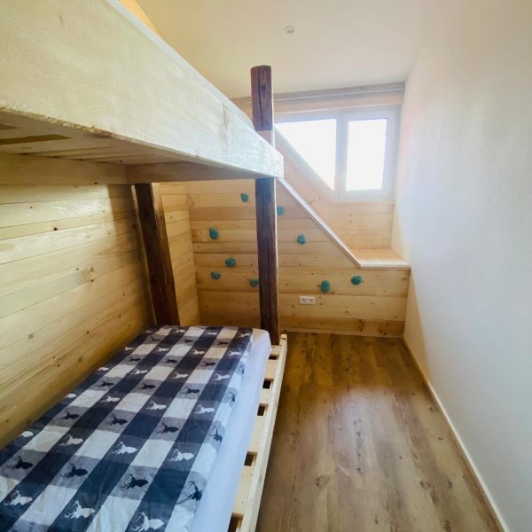 bd74af5c-c150-4a78-96e5-60aa9748ff44